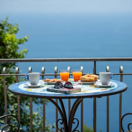 Bed & Breakfast Sospesi Sul Mare Della Costiera *